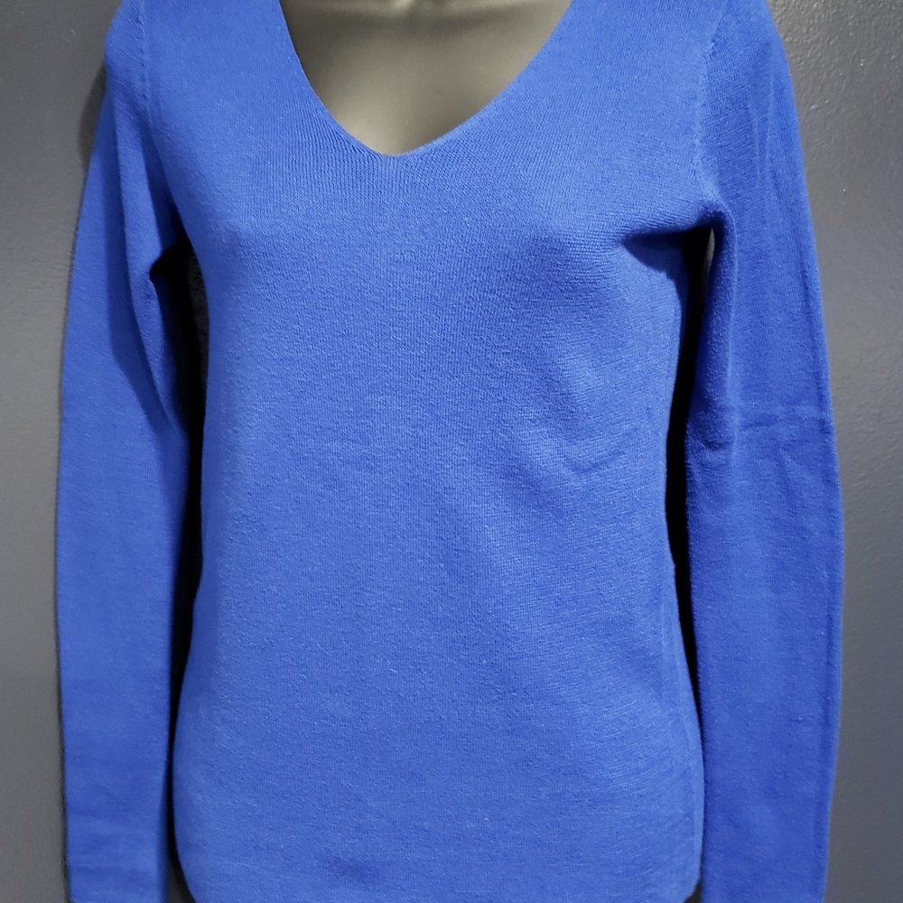 Banana Republic V-neck Blue Sweater S